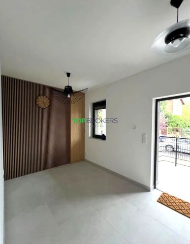 bliźniak, 14 pokoi Warszawa Włochy. Zdjęcie 1