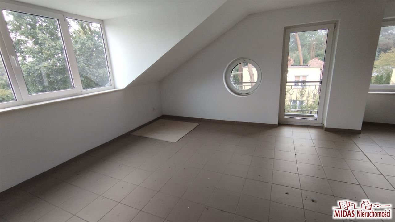 dom wolnostojący, 11 pokoi Włocławek Michelin, al. Jana Pawła II. Zdjęcie 29