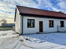 Mieszkanie 3-pokojowe Poniatowice. Zdjęcie 2