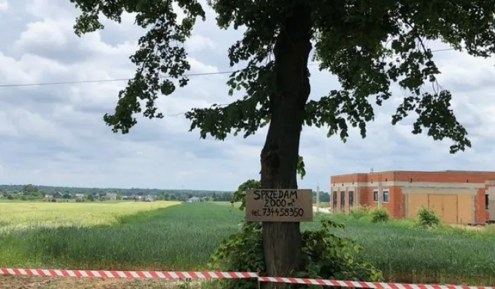 Działka budowlana Strzałków, ul. Broniewskiego