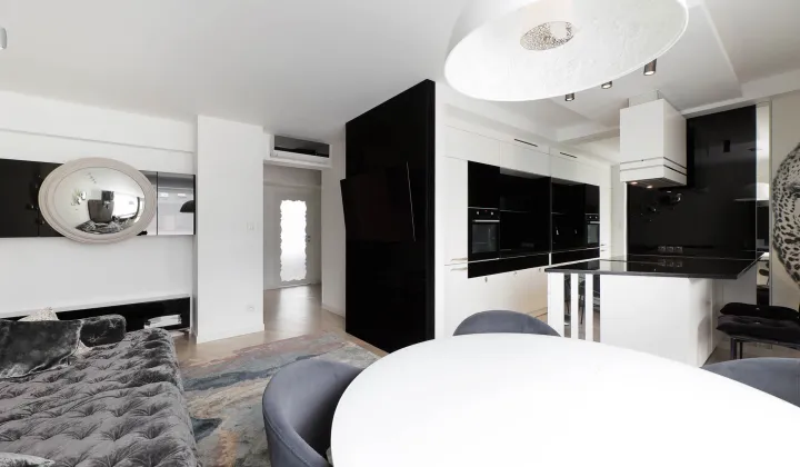 Mieszkanie 5-pokojowe Rzeszów Staromieście, ul. Teofila Niecia