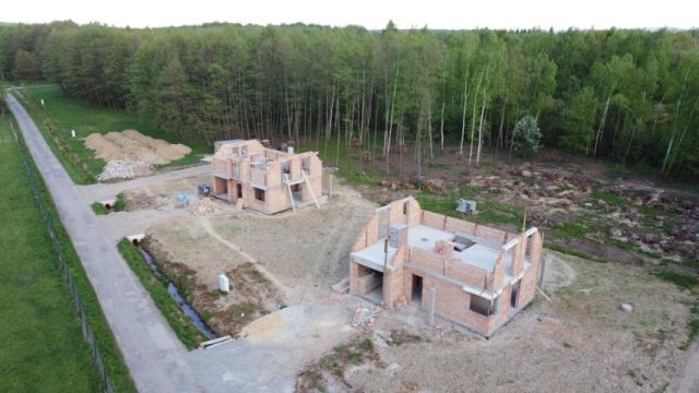 dom wolnostojący, 4 pokoje Dąbrówka. Zdjęcie 1