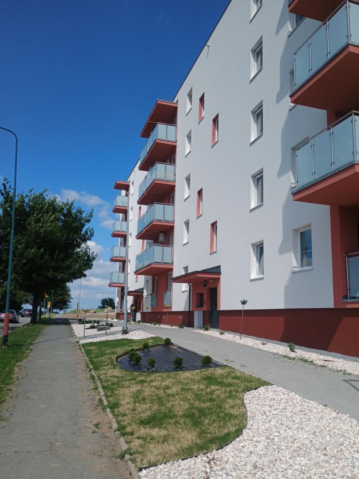 Mieszkanie 2-pokojowe Dzierżoniów, ul. Janusza Korczaka. Zdjęcie 1