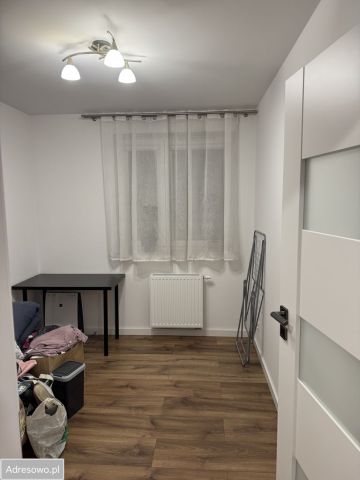 Mieszkanie 3-pokojowe Kraków Czyżyny, ul. bp. Piotra Tomickiego. Zdjęcie 1