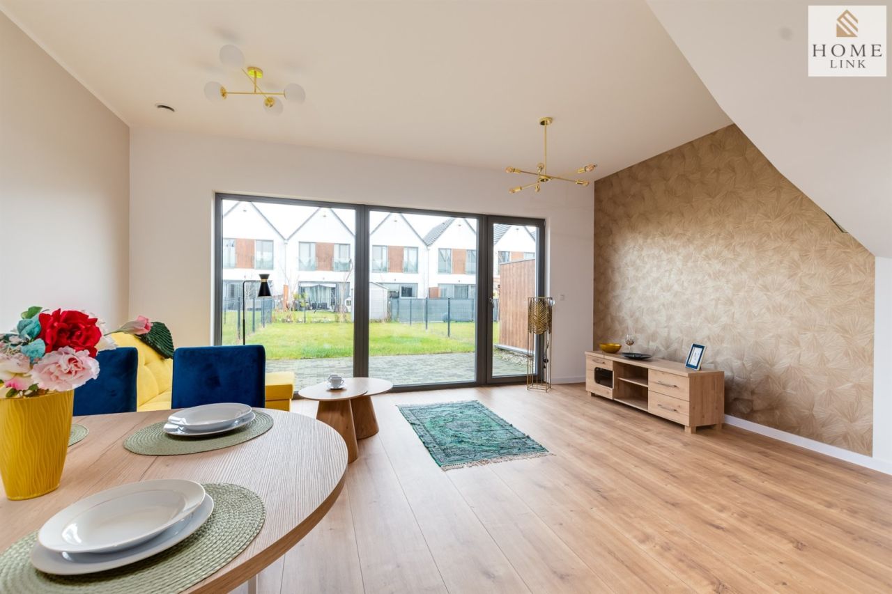 bliźniak, 4 pokoje Różnowo. Zdjęcie 8