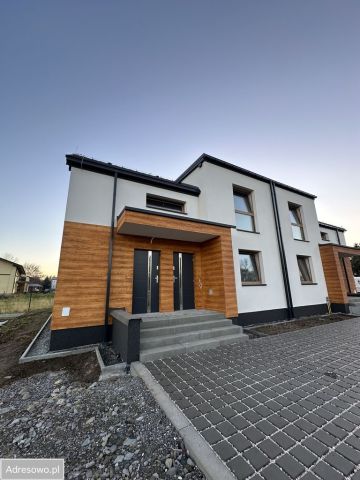 Mieszkanie 3-pokojowe Rybarzowice. Zdjęcie 1