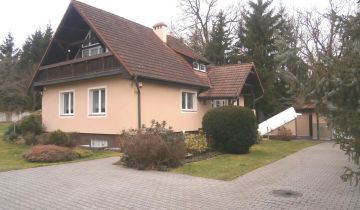 dom wolnostojący, 8 pokoi Zielona Góra