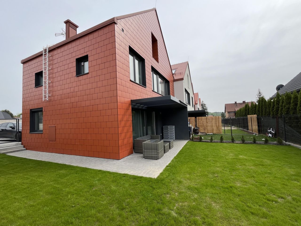 dom szeregowy, 4 pokoje Kraków Swoszowice, ul. Mirosława Krzyżańskiego. Zdjęcie 2
