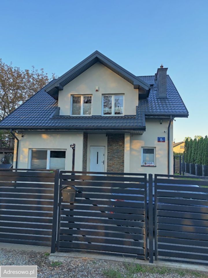 dom wolnostojący, 6 pokoi Słupno