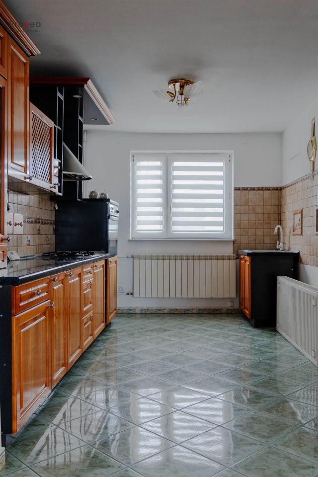 dom wolnostojący, 3 pokoje Stare Miasto. Zdjęcie 4