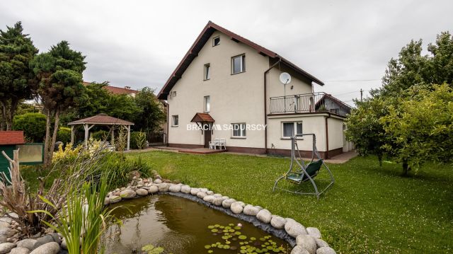 dom wolnostojący, 6 pokoi Kraków Wzgórza Krzesławickie, ul. Karola Darwina. Zdjęcie 2