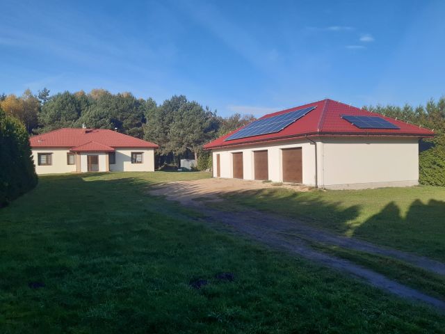 dom wolnostojący, 4 pokoje Garbów, ul. Garbówek. Zdjęcie 2