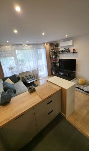 Mieszkanie 2-pokojowe Kraków Mistrzejowice, ul. Dobrego Pasterza. Zdjęcie 2