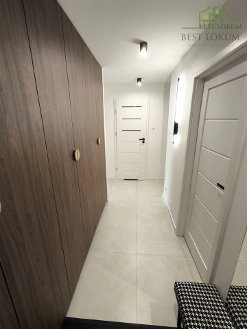 Mieszkanie 3-pokojowe Kielce Uroczysko, ul. Władysława Orkana. Zdjęcie 7