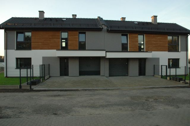 bliźniak, 5 pokoi Gronowo Górne, ul. Agatowa. Zdjęcie 5