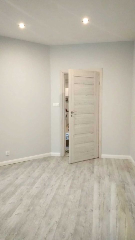 Mieszkanie 5-pokojowe Legnica Tarninów, ul. gen. Władysława Andersa. Zdjęcie 6