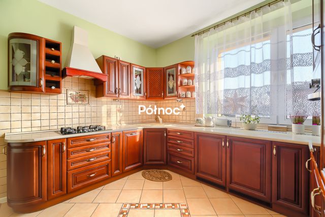 dom wolnostojący, 5 pokoi Radzionków. Zdjęcie 17