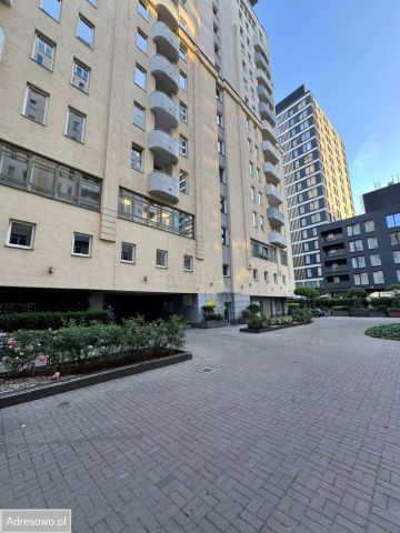 Mieszkanie 3-pokojowe Warszawa Wola, ul. Żelazna. Zdjęcie 1