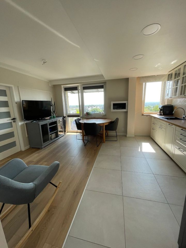 Mieszkanie 3-pokojowe Kraków, os. Handlowe