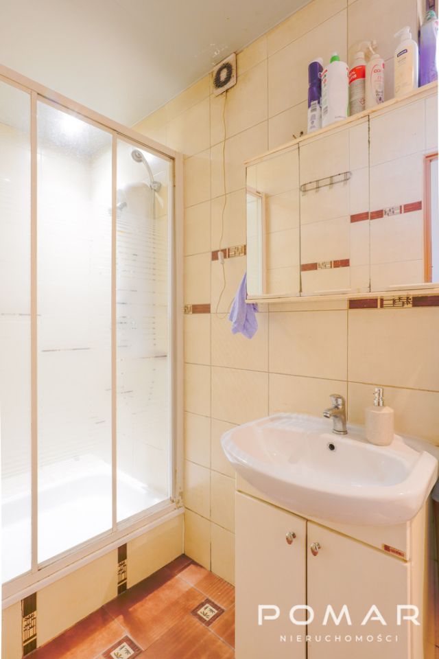 dom wolnostojący, 5 pokoi Świerklany, ul. Wiejska. Zdjęcie 16