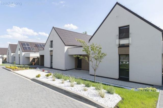 bliźniak, 5 pokoi Libertów, ul. Sportowców. Zdjęcie 1