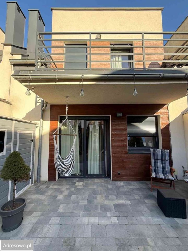 dom szeregowy, 4 pokoje Lubin Stary Lubin. Zdjęcie 1