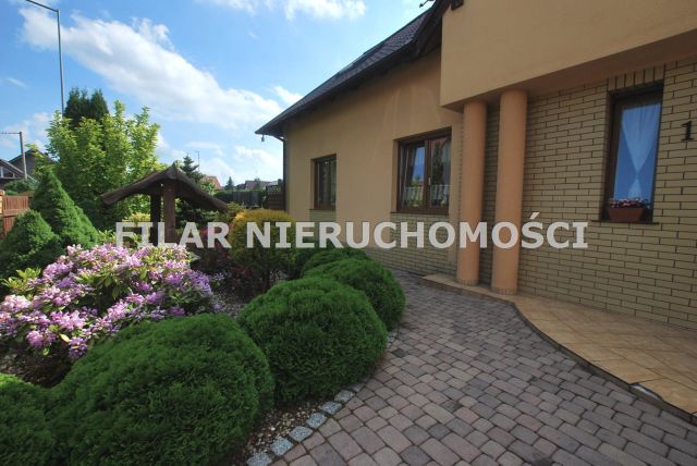 dom wolnostojący, 5 pokoi Osiek. Zdjęcie 11