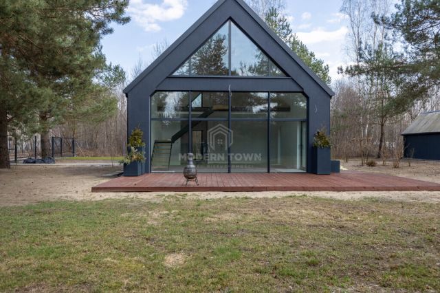 dom wolnostojący, 3 pokoje Czarny Las. Zdjęcie 2