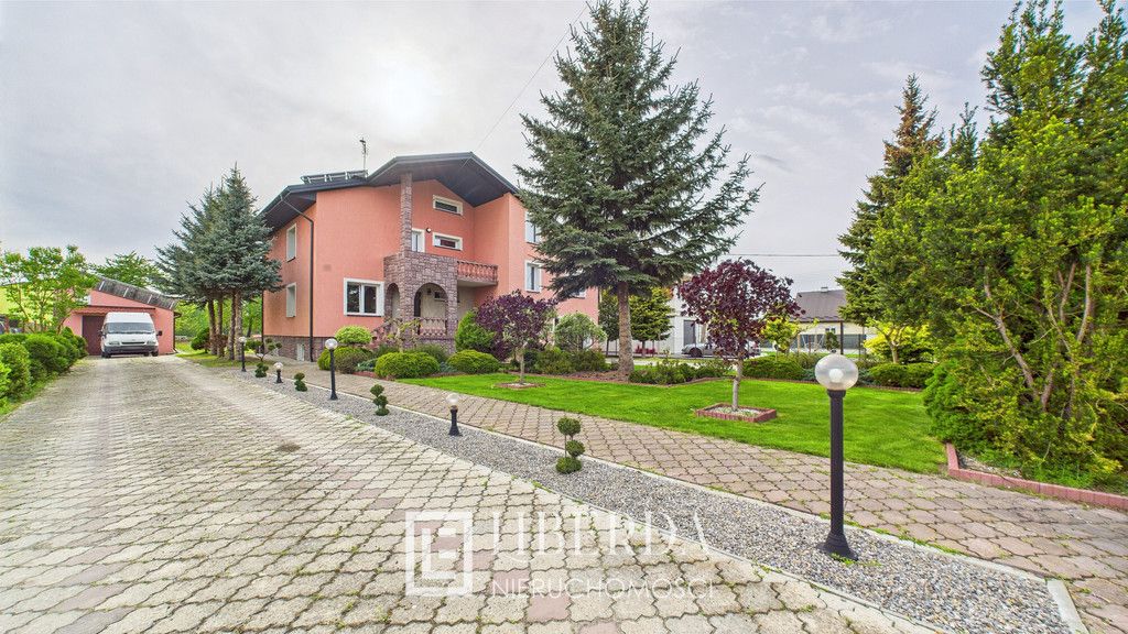 dom wolnostojący, 8 pokoi Kraśnik. Zdjęcie 2