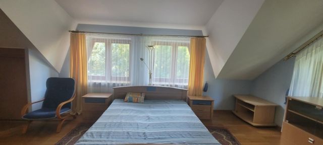 dom wolnostojący, 6 pokoi Złotokłos. Zdjęcie 23