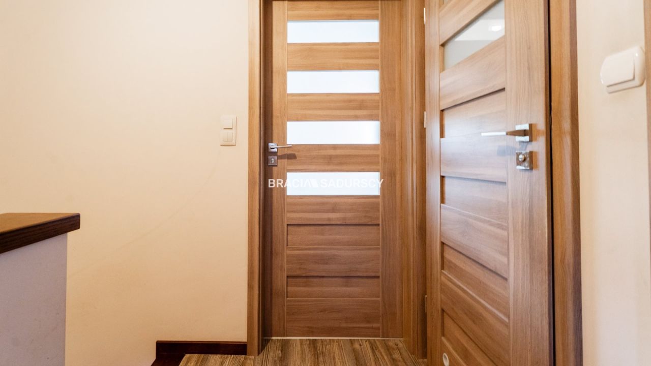 dom szeregowy, 4 pokoje Bibice, ul. Leśna. Zdjęcie 35