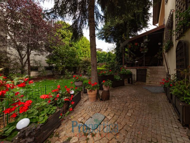 dom wolnostojący, 6 pokoi Warszawa Białołęka, ul. Świderska. Zdjęcie 9