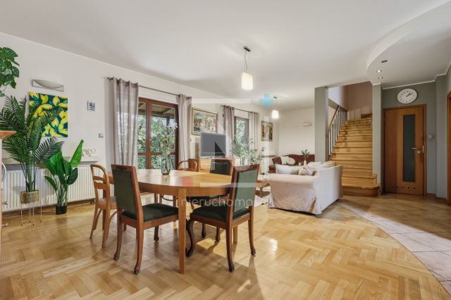 dom szeregowy, 4 pokoje Warszawa Wesoła, ul. Mazowiecka. Zdjęcie 1