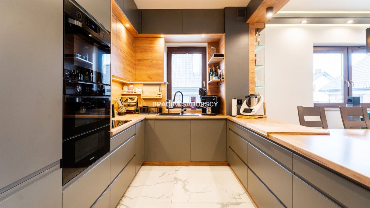 Mieszkanie 4-pokojowe Węgrzce Wielkie. Zdjęcie 5