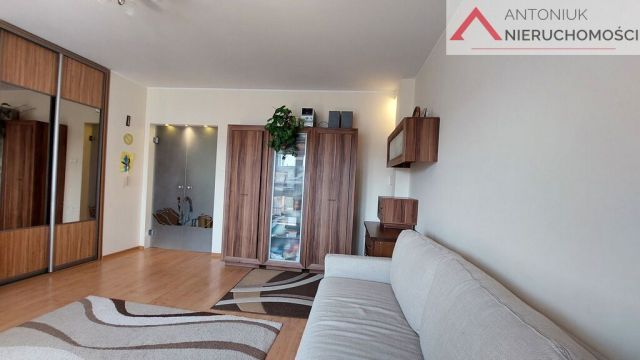 Mieszkanie 3-pokojowe Legionowo Centrum. Zdjęcie 3