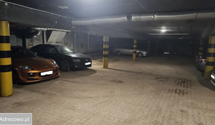 Garaż/miejsce parkingowe Jelenia Góra Centrum, ul. Krótka