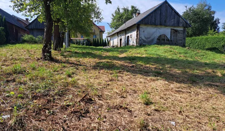 dom wolnostojący, 3 pokoje Strachocina