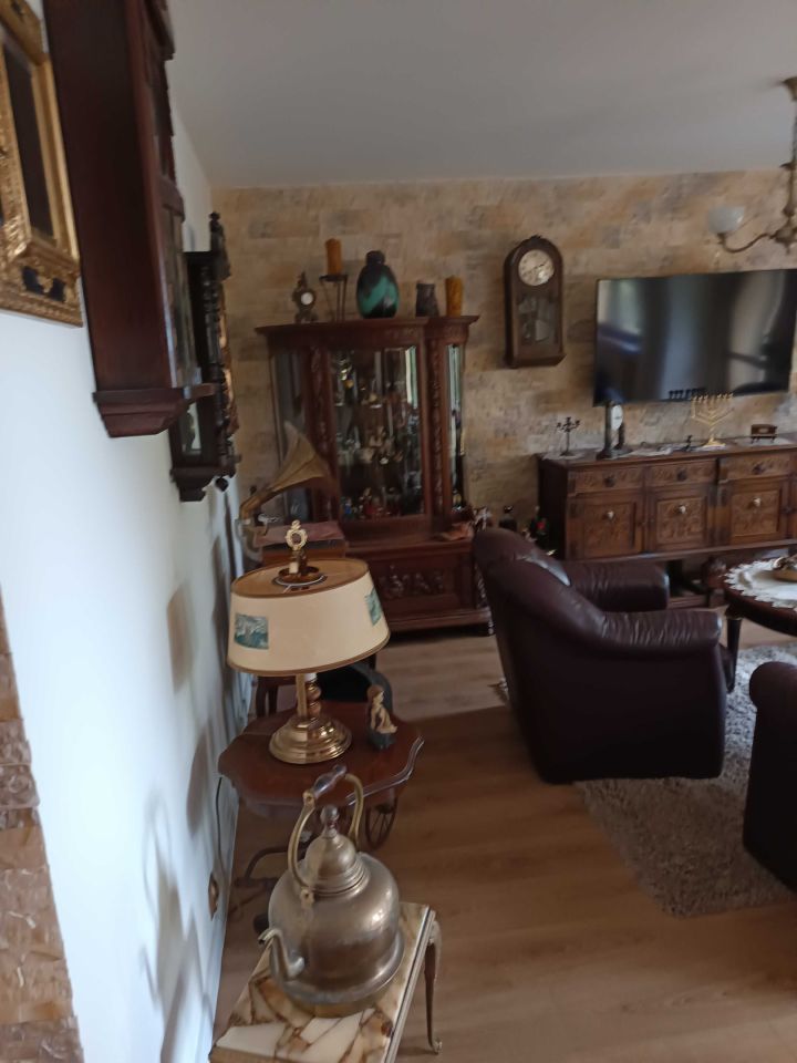 Mieszkanie 3-pokojowe Legnica. Zdjęcie 2