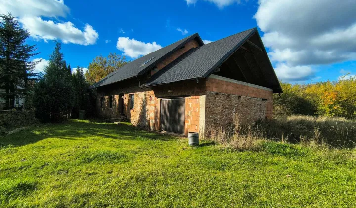 dom wolnostojący Dobieszów