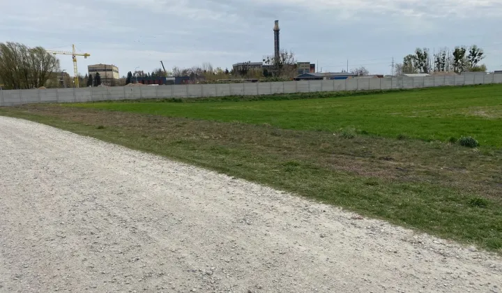 Działka inwestycyjna Śrem