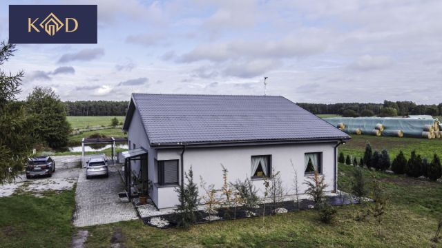 dom wolnostojący, 4 pokoje Wierzchy. Zdjęcie 2