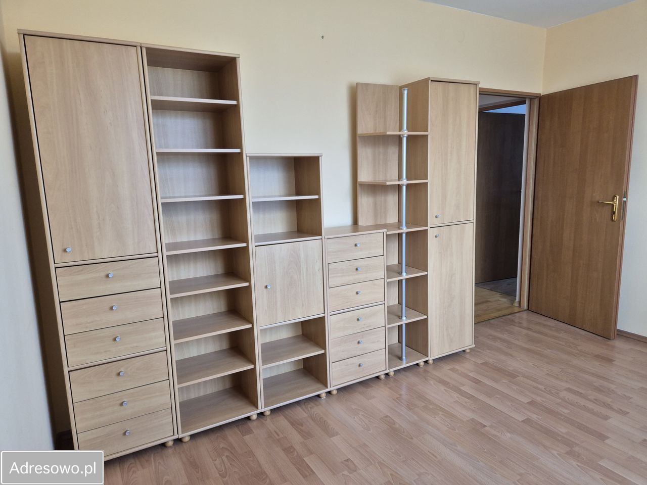 dom wolnostojący, 5 pokoi Napoleon. Zdjęcie 16