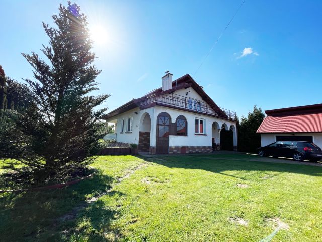 dom wolnostojący, 5 pokoi Nowe Żukowice. Zdjęcie 1