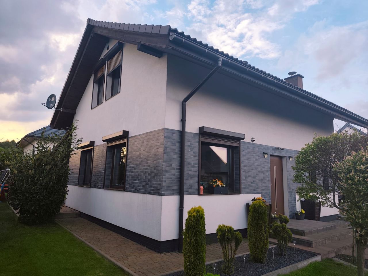 dom wolnostojący, 4 pokoje Zawada, ul. Okrężna. Zdjęcie 1
