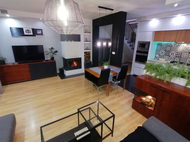 dom szeregowy Częstochowa Lisiniec. Zdjęcie 1