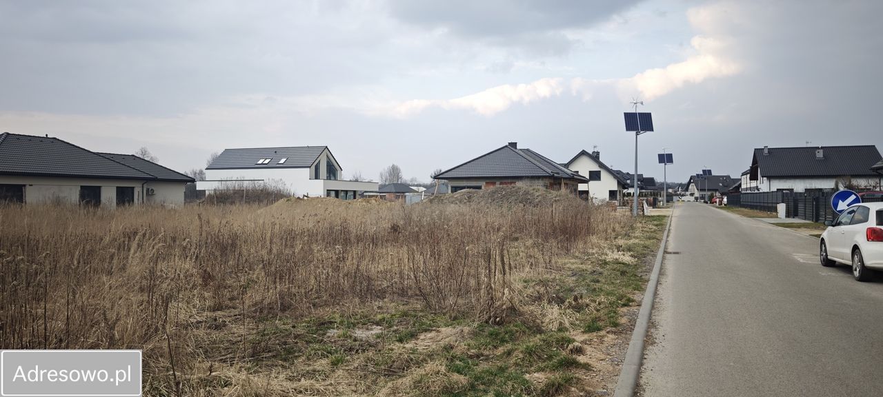 Działka budowlana Bobrowniki, ul. Żurawia. Zdjęcie 1