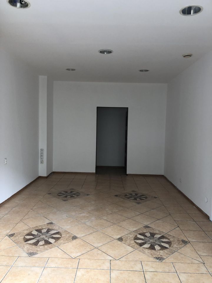 Lokal Strzelce Opolskie, ul. Marka Prawego. Zdjęcie 6