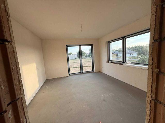 dom wolnostojący Ojrzanów. Zdjęcie 1