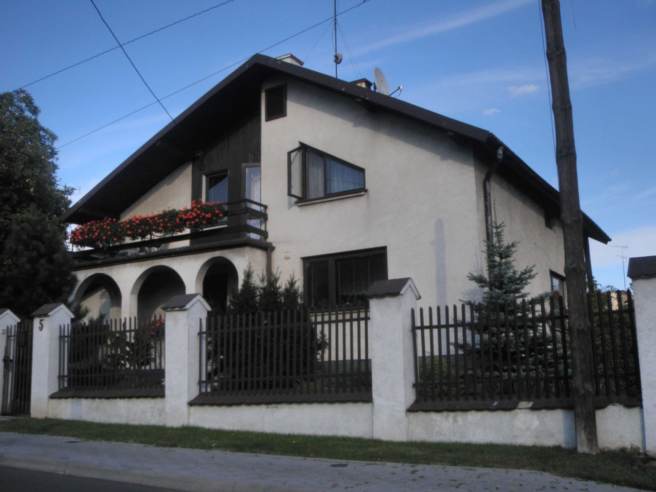 dom wolnostojący, 5 pokoi Piotrków Trybunalski