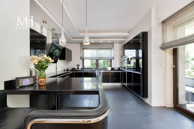 dom wolnostojący, 6 pokoi Zgierz Chełmy. Zdjęcie 4